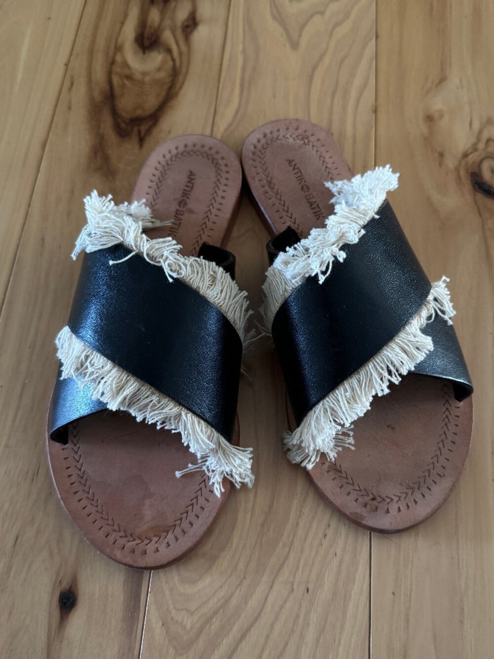 Antik Batik Black Leather Slides Fringe Alba Sandal 38 8 - Picture 4 of 6